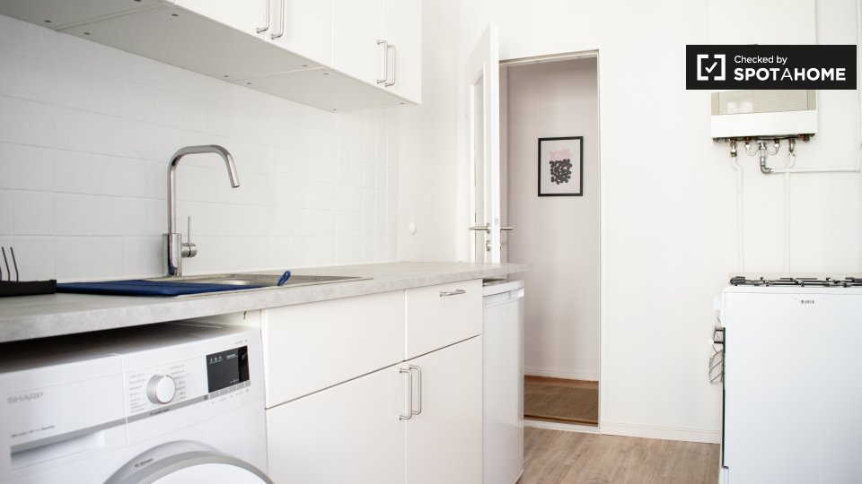 Apartment Berlin, 1 bed, 65m² — photo 15