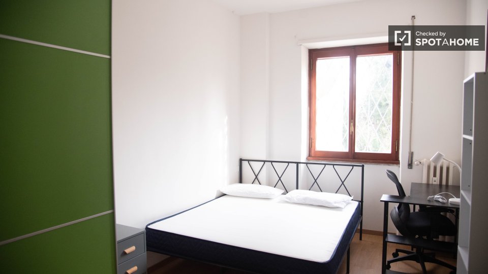 Double room Rome, 4 beds — photo 9