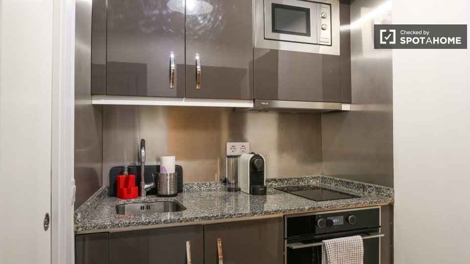 Apartment Madrid, 1 bed — photo 58