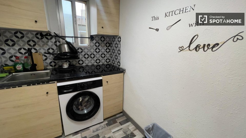 Double room Madrid, 4 beds — photo 7