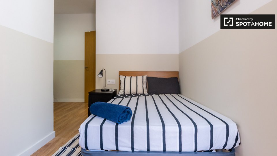 Double room Barcelona, 6 beds — photo 1