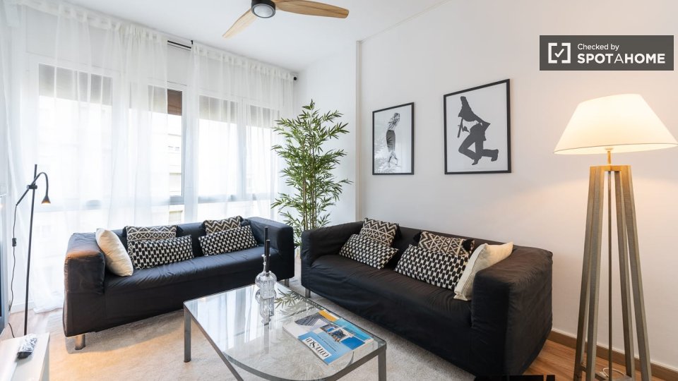 Double room Barcelona, 4 beds, 90m² — photo 18