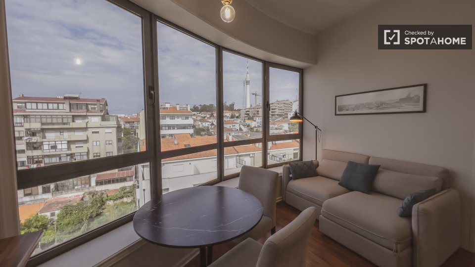 Apartment Porto, 1 bed, 40m² — photo 17