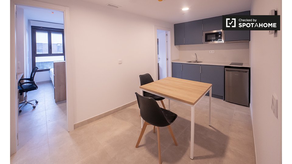 Apartment Valencia, 2 beds — photo 17