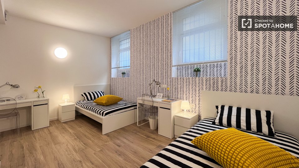 Double room Milan, 4 beds — photo 11