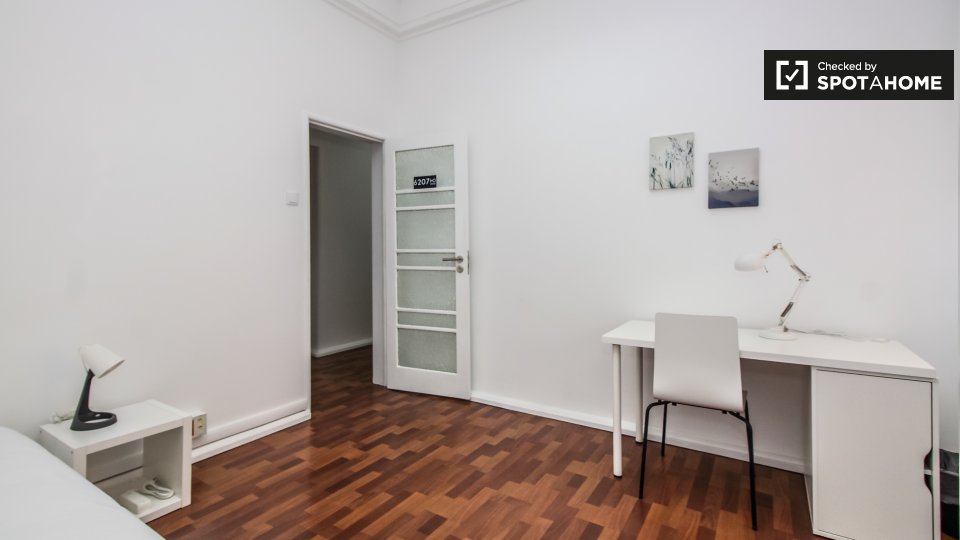 Double room Lisbon, 11 beds — photo 3