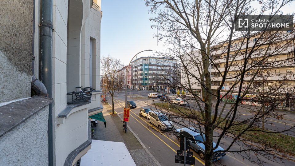 Double room Berlin, 7 beds, 146m² — photo 2