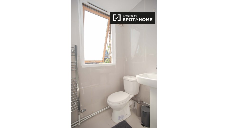 Double room London, 5 beds — photo 3