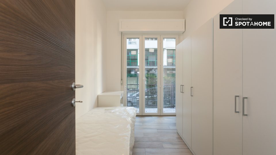 Double room Milan, 4 beds — photo 1
