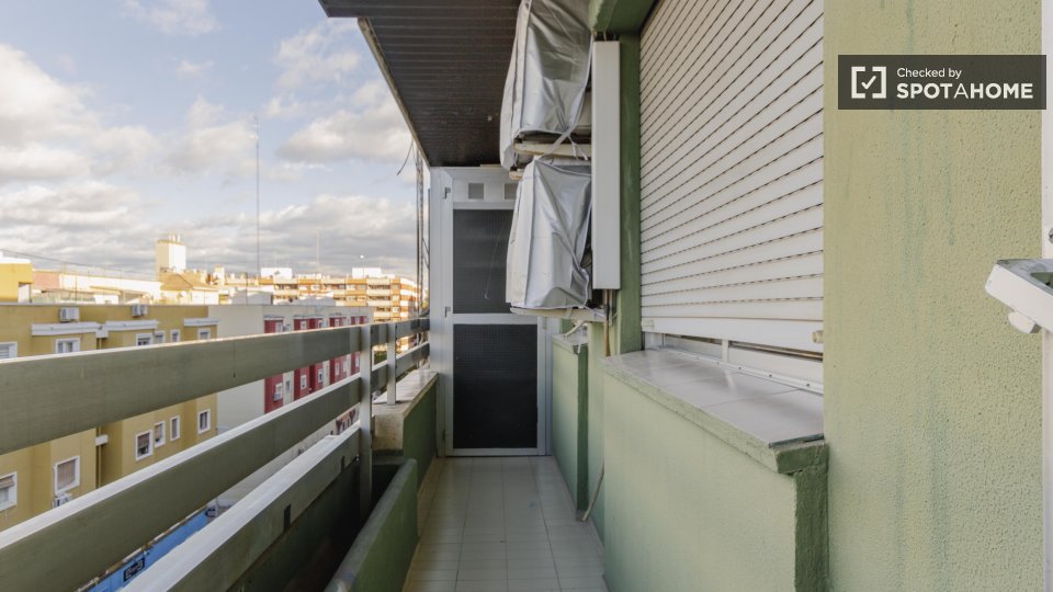 Stanza in affitto in appartamento condiviso a Valencia - in Valencia