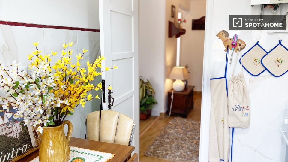 Apartment Lisbon, 2 beds — photo 25