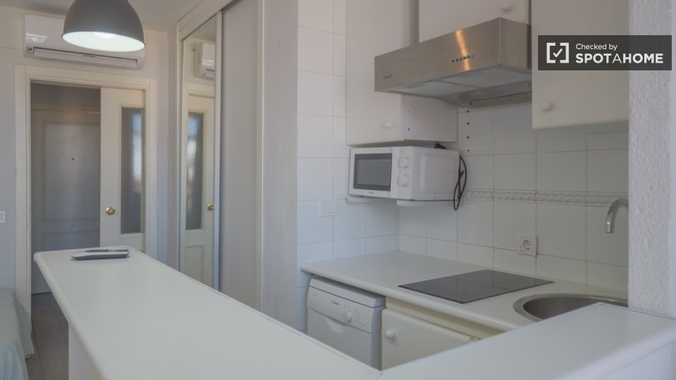 Apartment mono Madrid, 40m² — photo 1