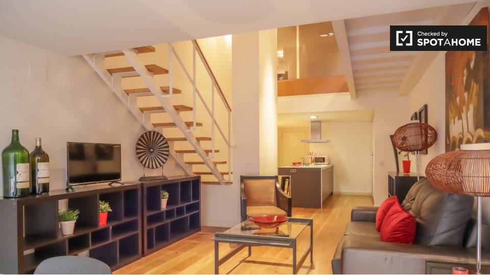 Apartment Madrid, 2 beds, 1m² — photo 1