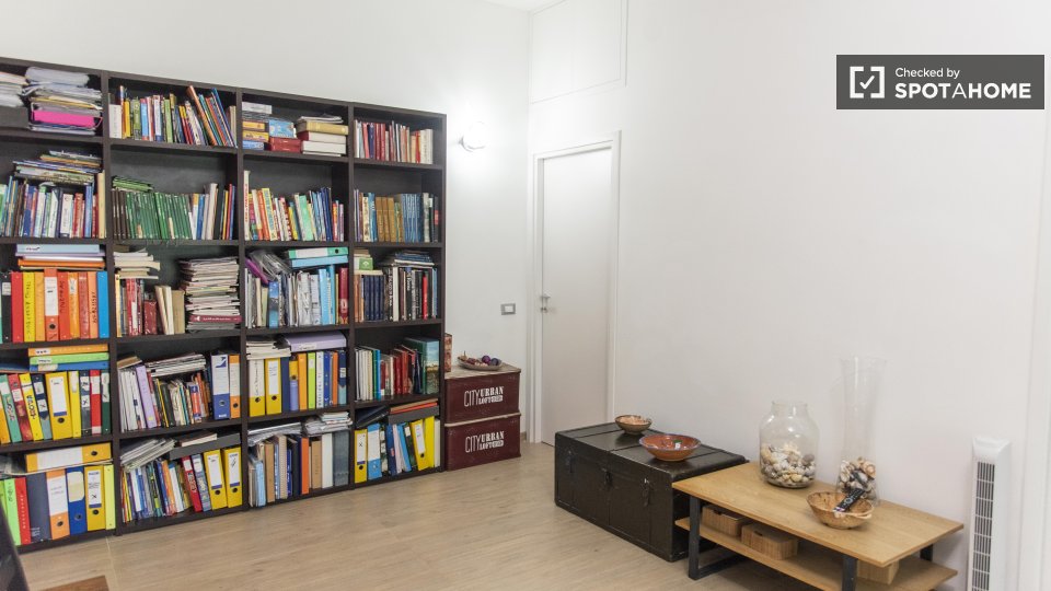 Double room Rome, 3 beds, 97m² — photo 58