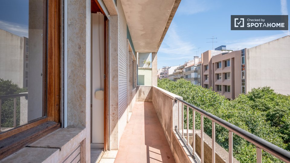Double room Lisbon, 7 beds — photo 11