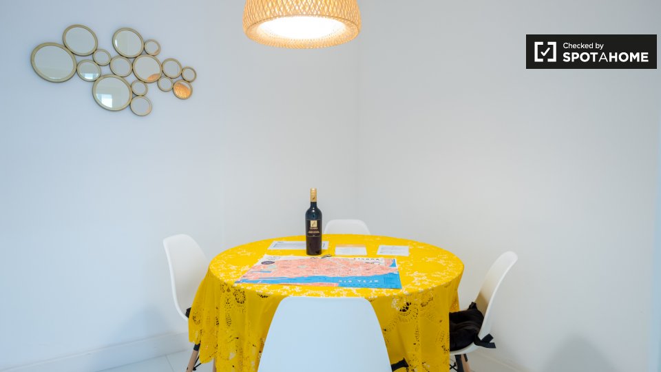 Apartment Lisbon, 2 beds — photo 9