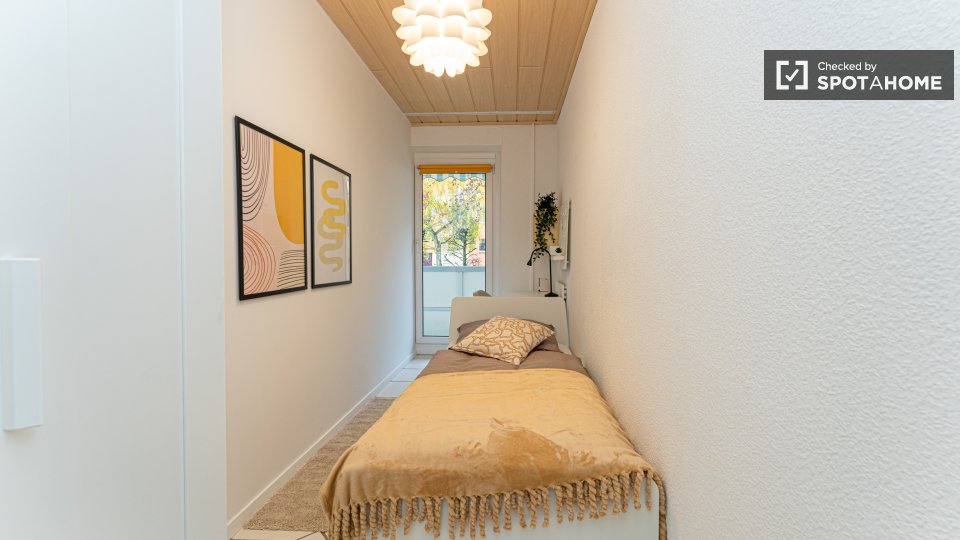 Double room Berlin, 4 beds, 67m² — photo 16