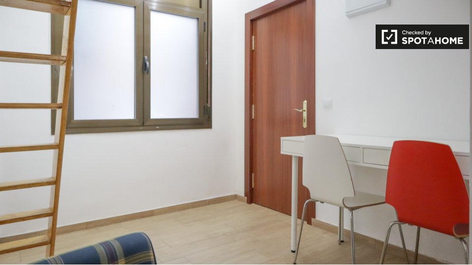 Apartment mono Madrid — photo 12
