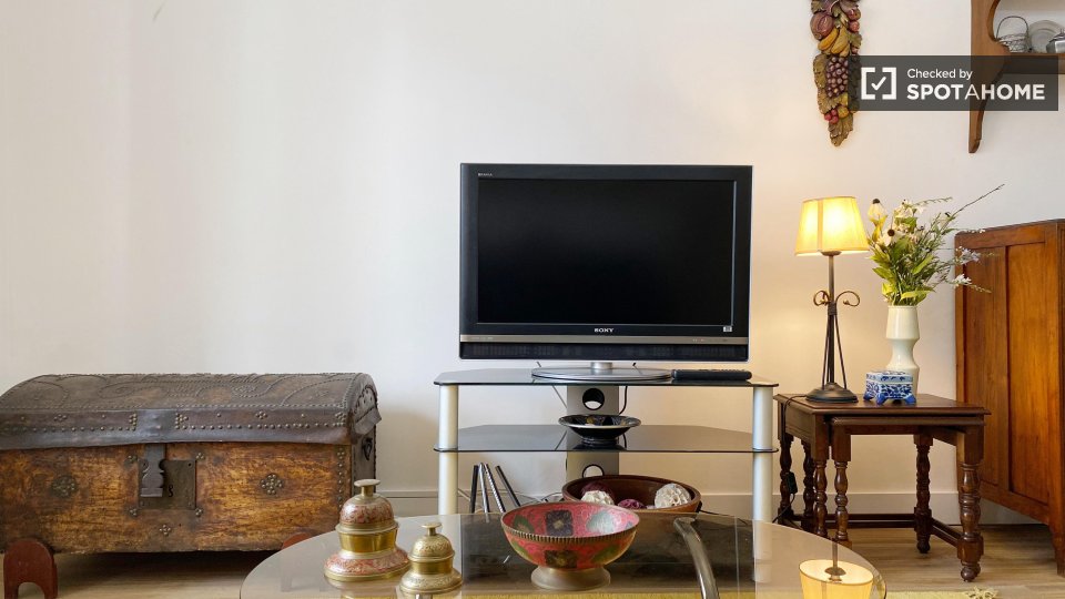 Apartment Lisbon, 2 beds — photo 27