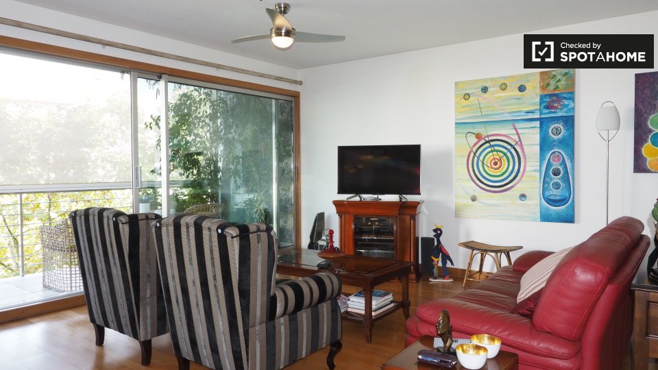 Double room Lisbon, 2 beds, 165m² — photo 15