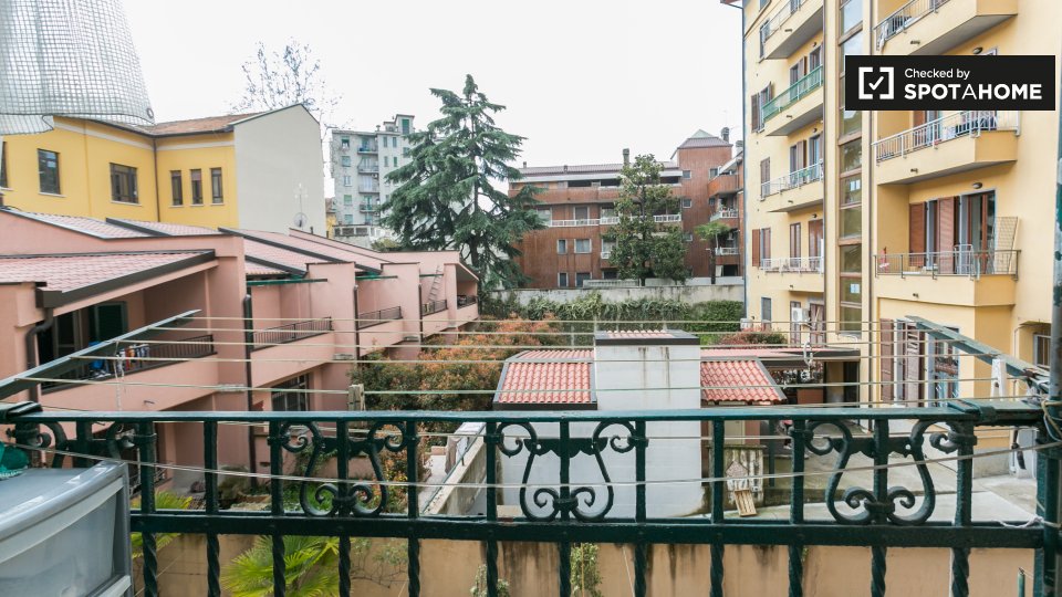 Double room Milan, 2 beds, 70m² — photo 8