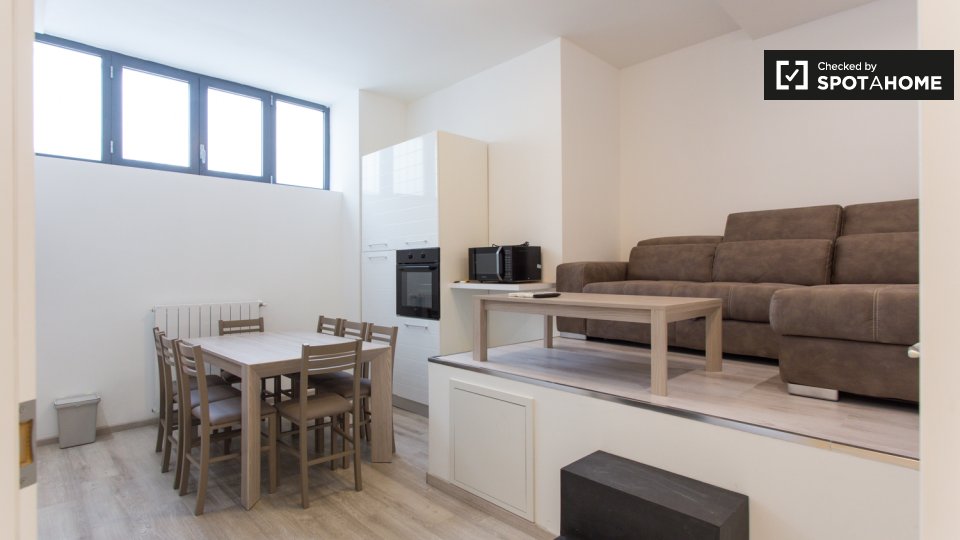 Double room Milan, 5 beds, 113m² — photo 16