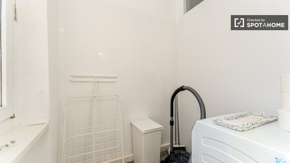 Double room Berlin, 4 beds, 65m² — photo 13