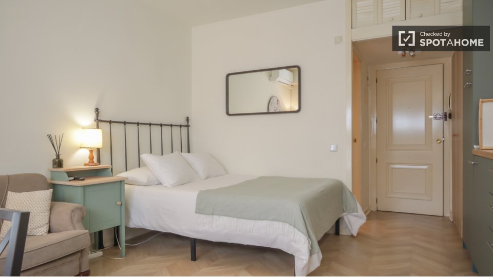 Apartment mono Madrid, 35m² — photo 1