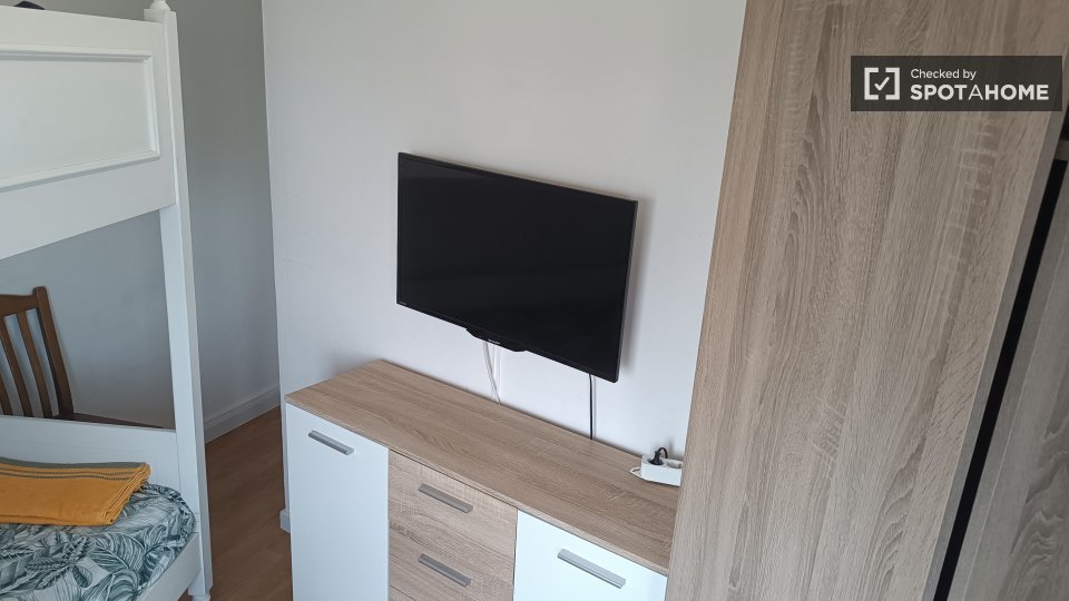 Double room Lisbon, 5 beds, 90m² — photo 34