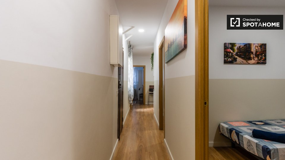 Double room Barcelona, 6 beds — photo 14