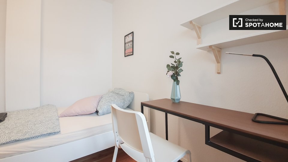 Double room Berlin, 5 beds — photo 2