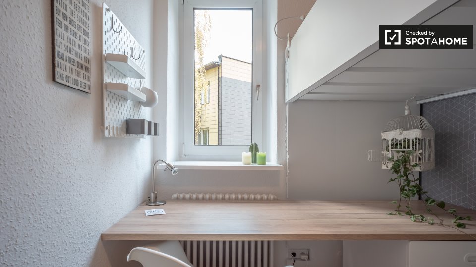 Double room Berlin, 3 beds, 65m² — photo 1