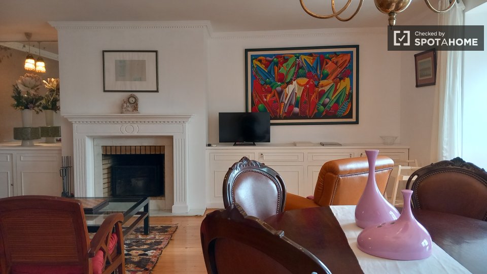 Apartment Lisbon, 1 bed, 90m² — photo 11