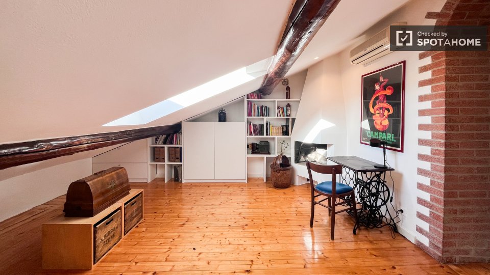 Apartment Milan, 2 beds, 80m² — photo 3