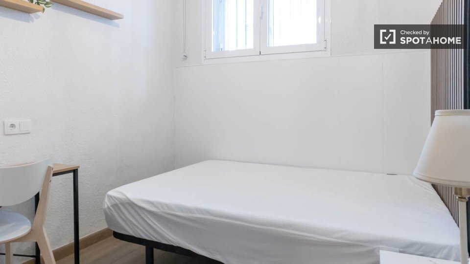 Double room Madrid, 7 beds — photo 6
