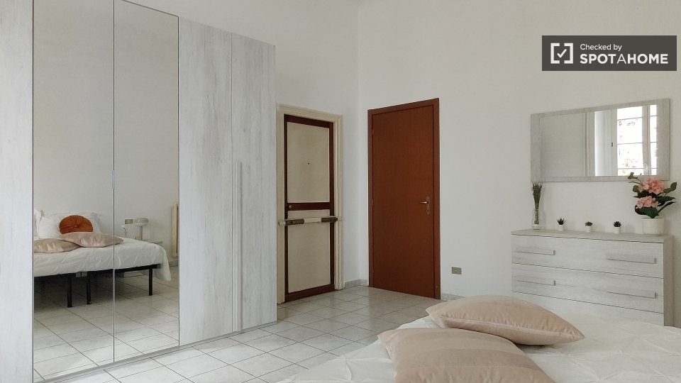 Apartment Milan, 1 bed — photo 15