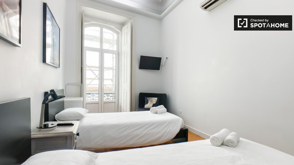 Apartment Lisbon, 1 bed — photo 3