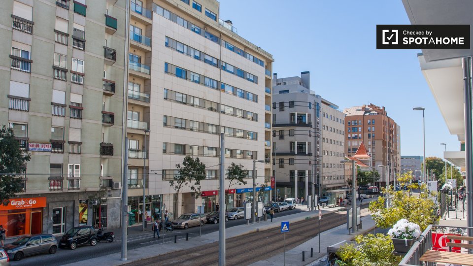 Double room Porto, 5 beds, 300m² — photo 5