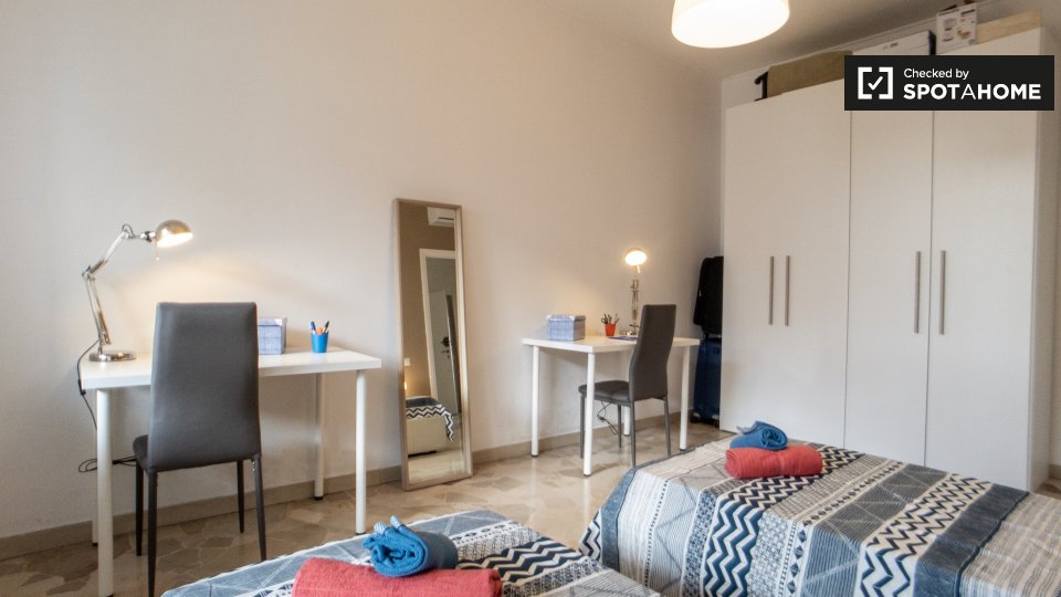 Double room Milan, 4 beds — photo 5
