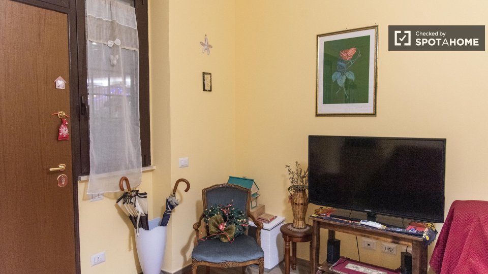 Apartment Rome, 1 bed — photo 3