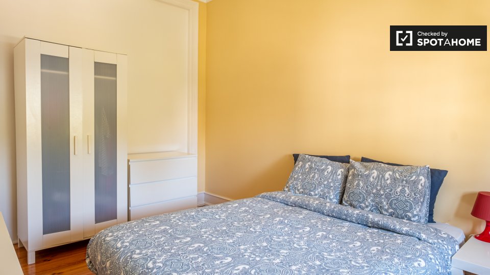 Double room Lisbon, 6 beds — photo 3
