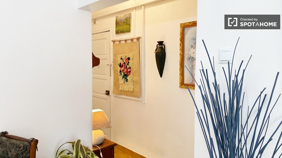 Apartment Lisbon, 2 beds — photo 29