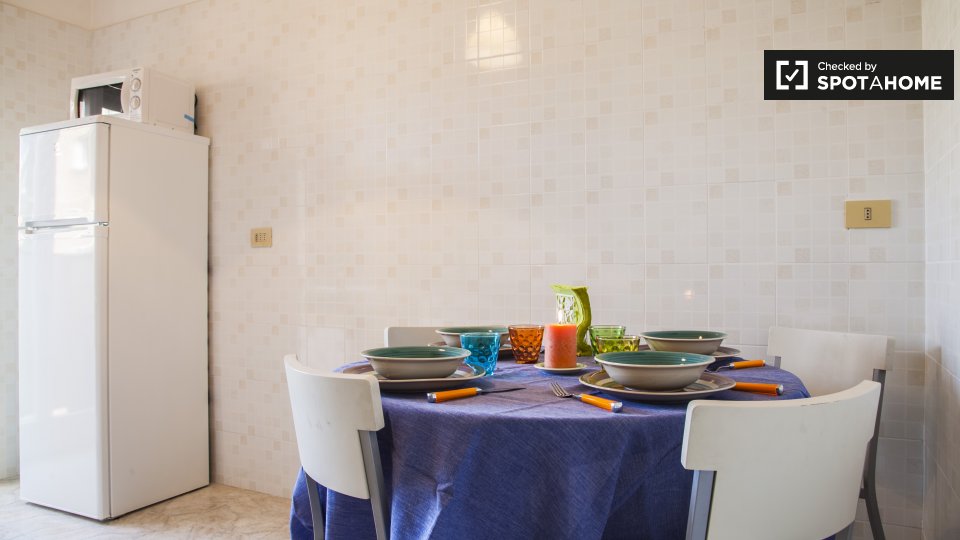 Double room Rome, 4 beds, 120m² — photo 7