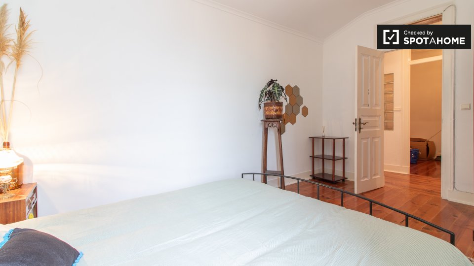 Double room Lisbon, 4 beds, 100m² — photo 20