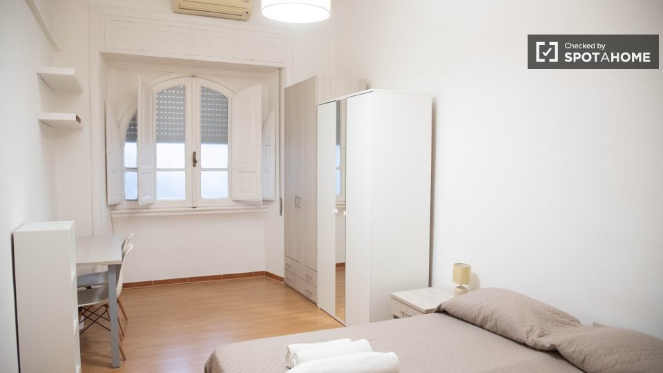 Double room Rome, 4 beds — photo 1