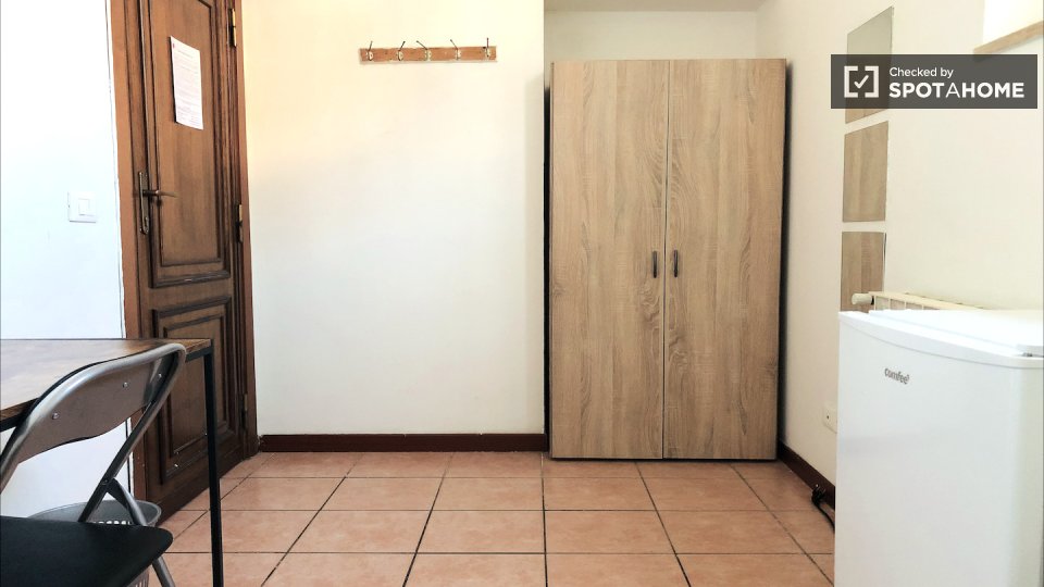 Double room Rome, 33 beds — photo 17