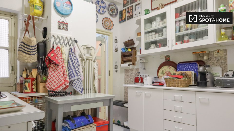 Double room Madrid, 4 beds, 160m² — photo 19
