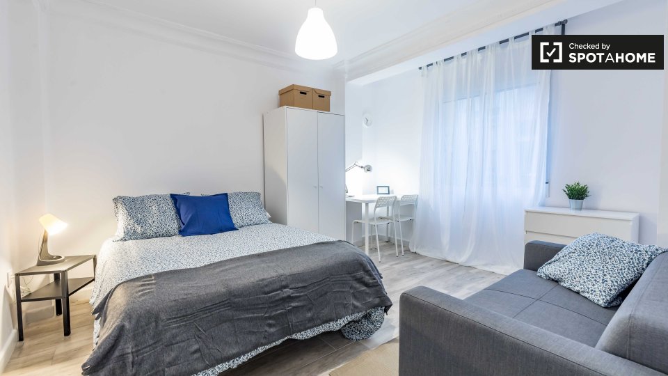 Double room Valencia, 5 beds — photo 1