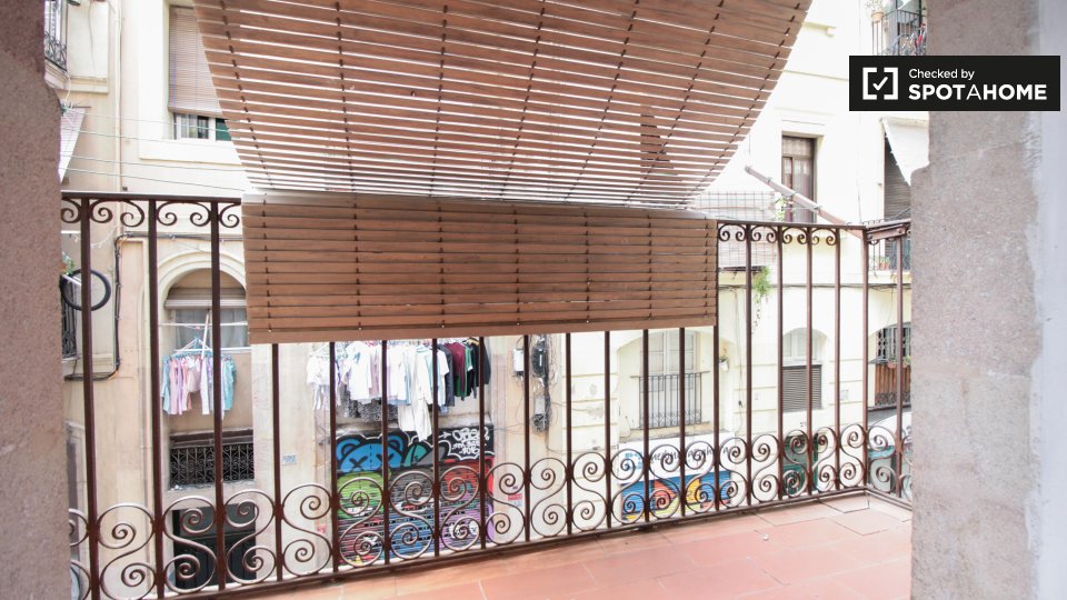 Double room Barcelona, 6 beds — photo 5