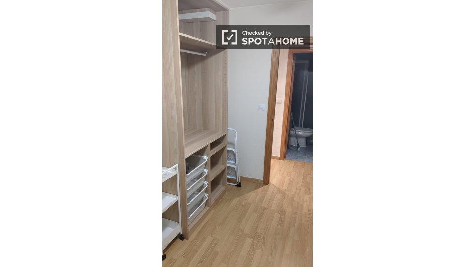 Apartment Zaragoza, 2 beds, 55m² — photo 2